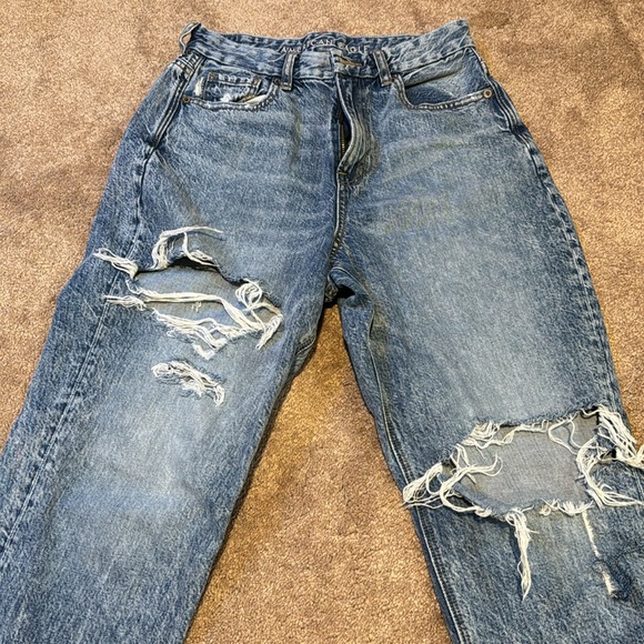 Size 4 lot of 2 American Eagle Mom jeans - Picture 4 of 5